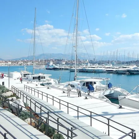 Close To Znjan Spacious With Balcony Appartement Split