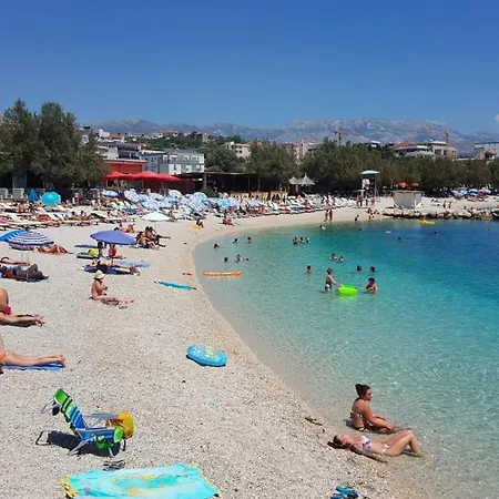 Close To Znjan Beach Spacious Studio With Balcony